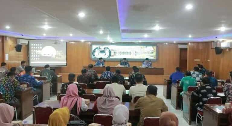 Bupati Drs. H. Anwar Sadat, memimpin Rapat Koordinasi (Rakor) Pembinaan Awal Pelaksanaan Program Kegiatan Organisasi Perangkat Daerah