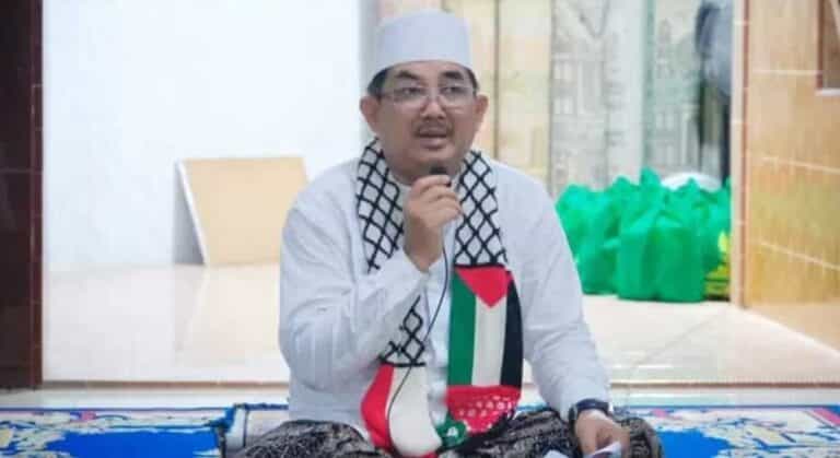 Bupati Tanjung Jabung Barat, Drs. H. Anwar Sadat, melaksanakan safari subuh di Masjid Nurul Yaqin Desa Lumahan, Kecamatan Senyerang, pada