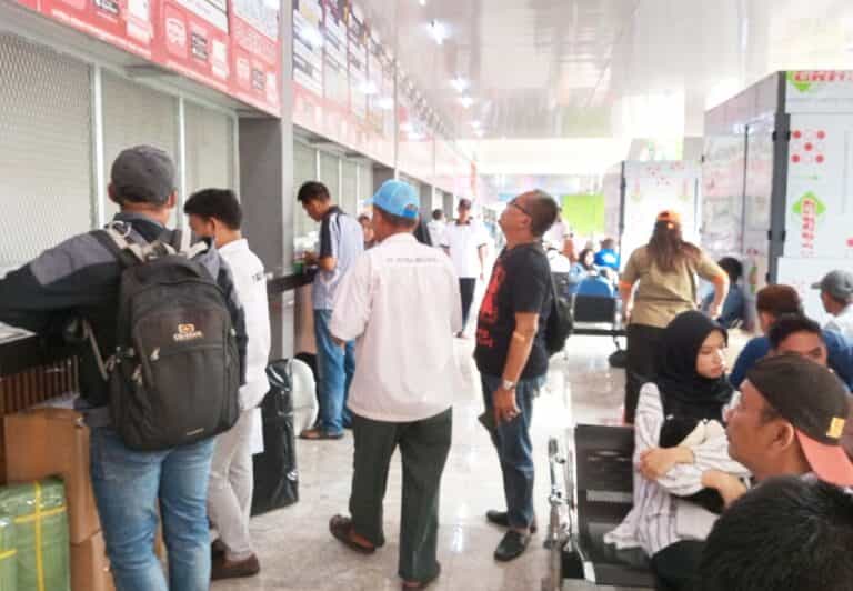 Dua Pekan Jelang Lebaran, Terminal Kalideres Masih Sepi dari Pemudik