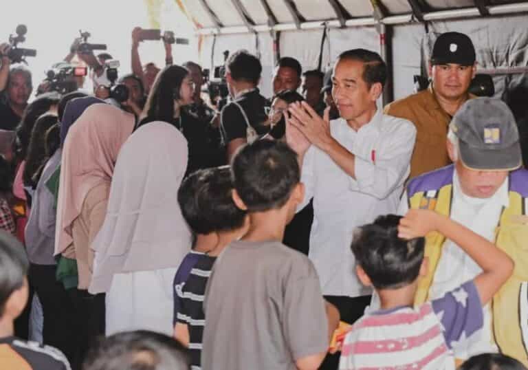 Cerita Ketabahan dan Harapan Warga Terdampak Banjir Demak