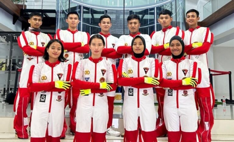 Keren, Personel Polri Wakili Indonesia dalam Piala Dunia Indoor Sky Diving