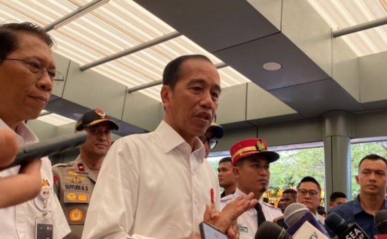 Presiden Jokowi Rayakan Idul Fitri 1445 H di Jakarta