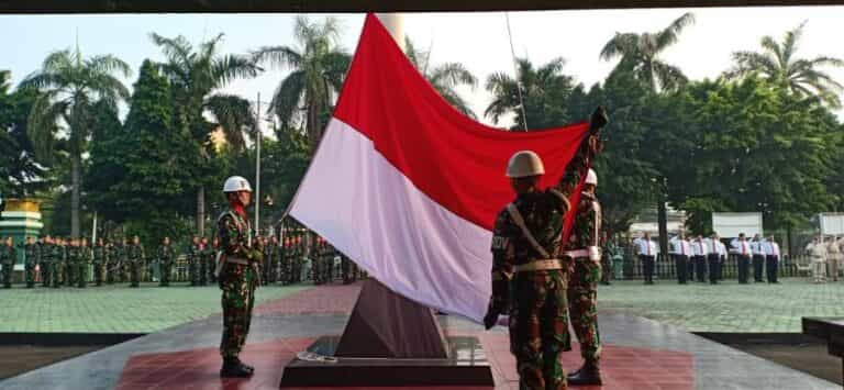 Prajurit dan PNS TNI Berdedikasi, Loyalitas Serta Militansi Yang Prima