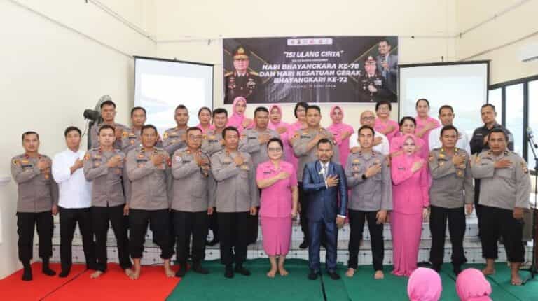 Polres Sekadau Datangkan Motivator Nasional Tingkatkan Kualitas SDM