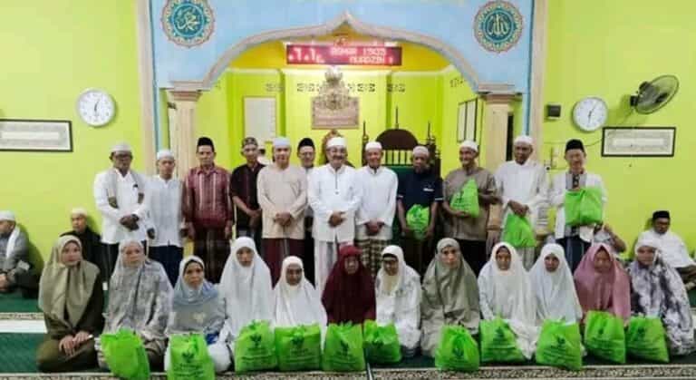 Kegiatan Safari Subuh ini diharapkan dapat menumbuhkan semangat kebersamaan dan gotong royong di kalangan masyarakat Tanjab Barat.