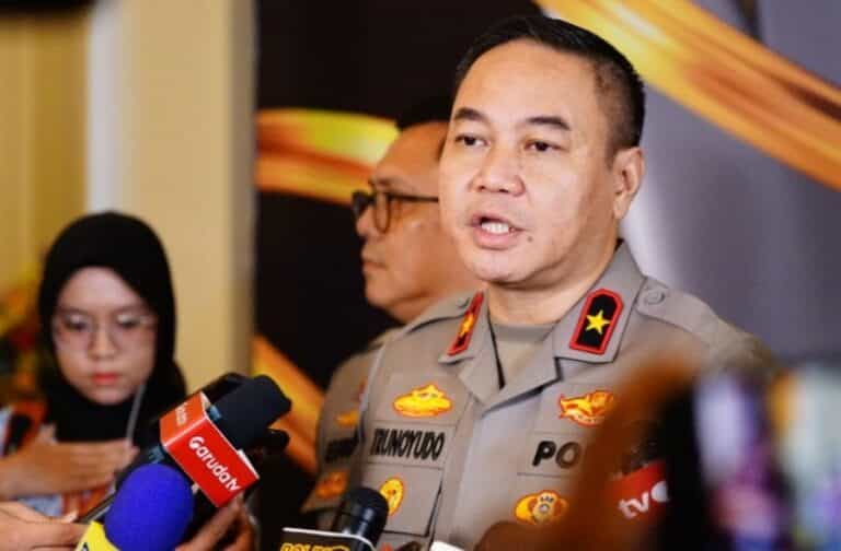 Kapolri Mutasi 157 Pati dan Pamen Polri, Enam Kapolda Berganti