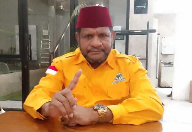 Hendrik Politisi Muda Golkar Desak Airlangga Mundur Dari Ketua Umum Golkar
