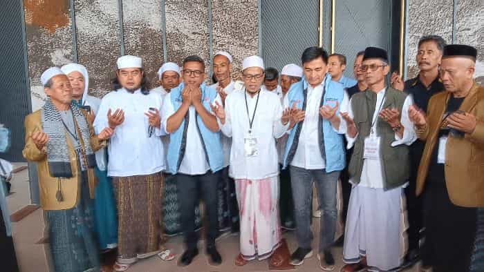 Abuya Asep Pimpinan Umum IPASI Dukung Andra Soni Calon Gebernur Banten
