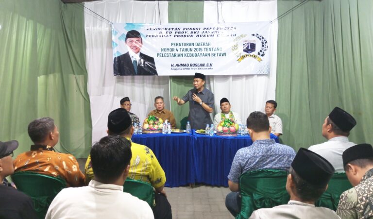 Anggota Komisi D DPRD DKI Ahmad Ruslan Gelar Sosper di Semanan