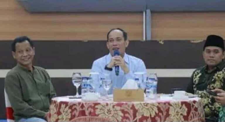Pjs Bupati Tanjab Barat, dr. H. Mhd. Fery Kusnadi, Sp.OG., menggelar malam silaturahmi bersama para stakeholder terkait bertajuk,