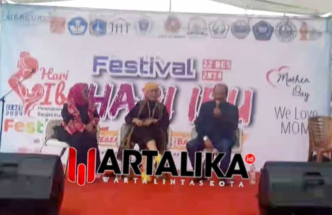 Suara Perempuan Menggema: Diskusi Inspiratif di Festival Hari Ibu