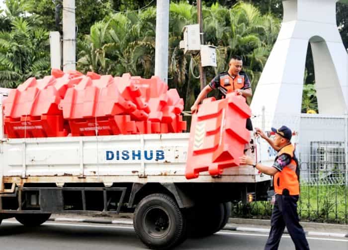 Waspada! Rekayasa Lalu Lintas di Jalan Raya Bogor Sisi Timur
