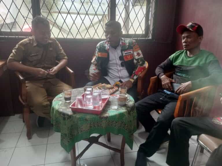 Ketua ormas LMP Marcab Lebak, Iwan Tahapari