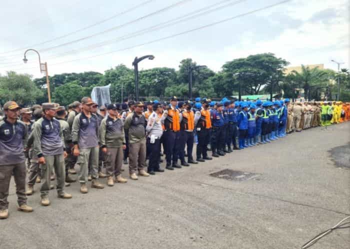 Pemkot Jakbar Terus Intensifkan Pengerukan Kali dan Perbaikan Saluran