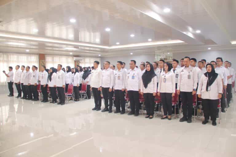 Segenap pimpinan dan pegawai Lapas Kelas 1 Cipinang