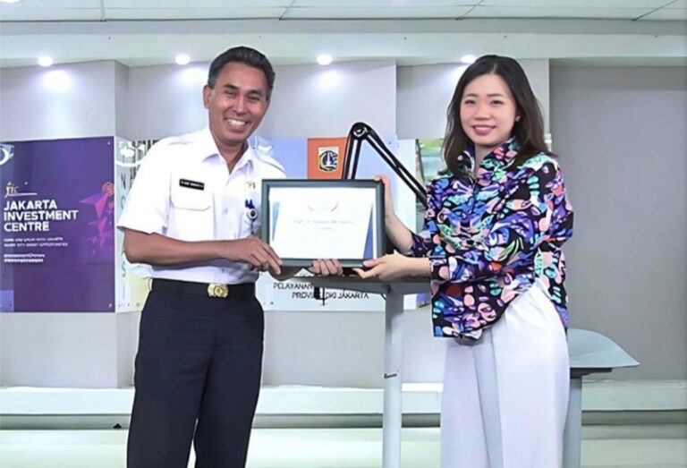 Dinas PMPTSP DKI Jadi Satu-satunya Instansi Pemerintah Peraih Penghargaan WOW Brand 2025