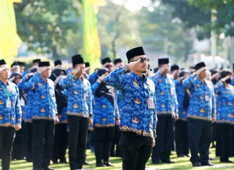 Uus Kuswanto Jadi Irup Peringatan Hari Otda Tingkat Kota Jakarta Barat