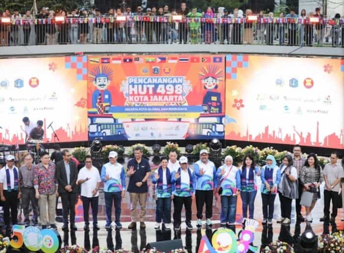 Canangkan HUT ke 498 Jakarta di Taman Literasi, Gubernur Pramono Targetkan Jakarta Jadi Kota Global Berbudaya