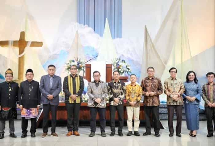 Gubernur Pramono Hadiri Perayaan HUT ke 75 PGI di GKI Pondok Indah