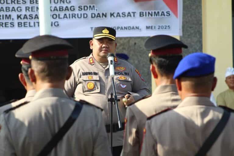 Kapolres Belitung Pimpin Upacara Sertijab Wakapolres, Kabag dan Kasat di Mapolres Belitung