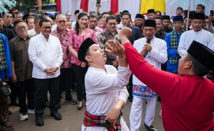Gubernur Pramono Resmikan Balai Warga RW 06 Rawa Buaya Jakarta Barat