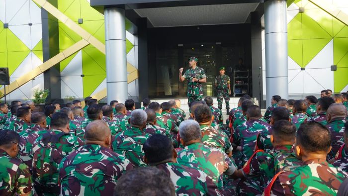 Dandim Tigaraksa Pimpin Jam Komandan, Tegaskan Disiplin dan Iman Prajurit