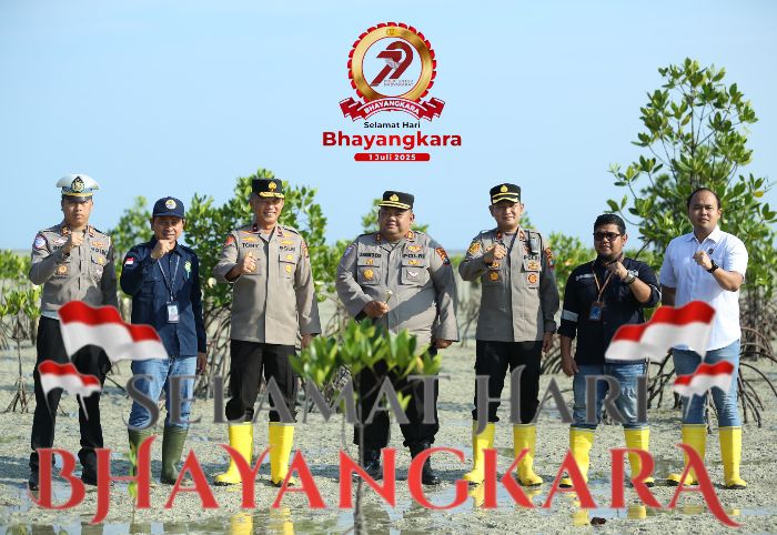 Peringati Hari Bhayangkara ke 79, Polres Belitung Tanam 300 Bibit Mangrove di Desa Wisata Terong