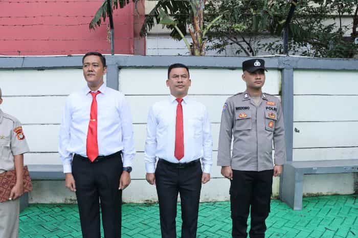 Kapolres Jakarta Barat Ajak Anggota Terus Mengabdi dan Ingat Keluarga di Setiap Langkah Tugas
