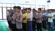 Polres Belitung Gelar Shalat Ghaib dan Doa Bersama untuk Almarhum Pengemudi Ojol Affan Kurniawan IMG 20250829 WA0014 IMG 20250829 WA0014