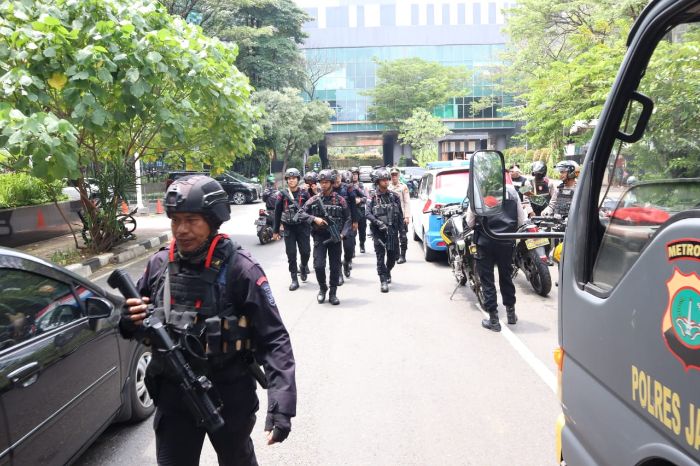 Wujudkan Rasa Aman, Polres Metro Jakarta Barat Intensifkan Patroli Pasca Aksi Massa
