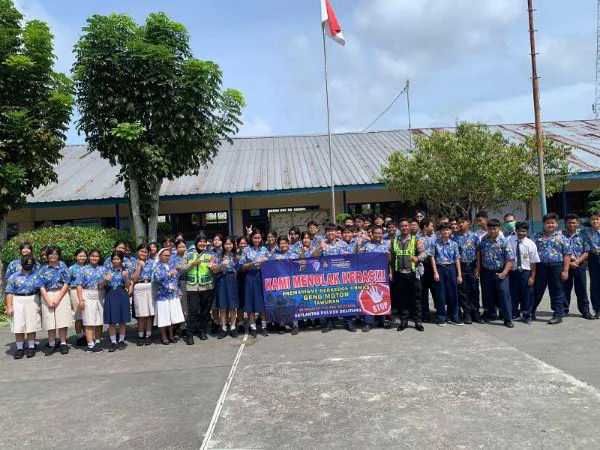 Unit Kamsel Satlantas Polres Belitung Edukasi Pelajar SMP Regina Pacis Tanjungpandan Terkait Ops Menumbing 2026, Belitung, Rabu (11/2/2026).