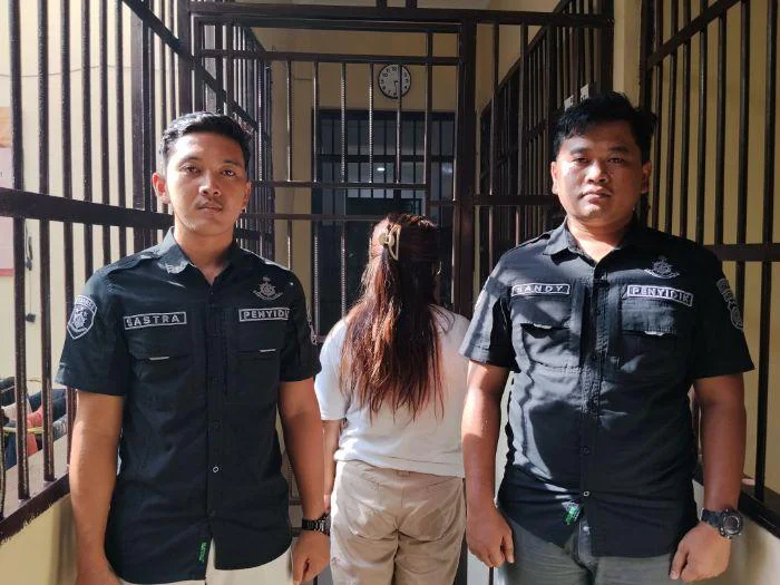 Polres Belitung Amankan Perempuan Berinisial E Terkait Dugaan Penipuan, seluruh masyarakat untuk selalu berhati-hati serta memastikan setiap proses hukum dilakukan melalui jalur yang sah dan dapat dipertanggungjawabkan.