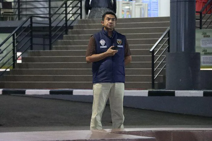 Ciptakan Ramadhan Aman, Kapolres Metro Jakarta Barat Kombes Pol Twedi Aditya Bennyahdi, pimpin apel Gelar Patroli Skala Besar Libatkan 173 Personel Gabungan