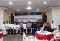 Kapolres Belitung, AKBP Sarwo Edi Wibowo, Pererat Silaturahmi, mengelar buka puasa bersama dan Santuni Anak Yatim, di Aula Endra Dharma Laksana, Mapolres Belitung, Kamis petang (26/02/2026)