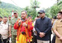 Kasad Jenderal TNI Maruli Simanjuntak Resmikan Jembatan Bailey di Desa Sifalago Gomo, Kecamatan Boronadu, Kabupaten Nias Selatan, Sumatera Utara, Selasa (10/3/2026).
