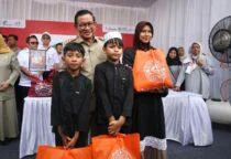 Gubernur DKI Jakarta Pramono Anung Tinjau Bazar Prime Ramadan 2026, Sembako Murah untuk Warga di halaman Balai Kota Jakarta, pada Senin (9/3). Kegiatan yang berlangsung dua hari, 9–10 Maret 2026