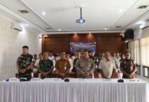 Kapolres Belitung AKBP Sarwo Wibowo Pimpin Rakor Lintas Sektoral Operasi Ketupat Menumbing 2026, yang dilaksanakan di Gedung Tribrata Polres Belitung, Senin (09/03/2026).