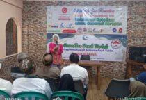 Pimpinan Perusahaan Media Otoritas, Herlina Butarbutar, "Otoritas Ramadhan Berbagi 2026" Santuni Puluhan Anak Yatim, Rabu (11/3/2026) berlokasi di Jalan Pondasi No.55, Kelurahan Kayu Putih, Kecamatan Pulo Gadung, Jakarta Timur.