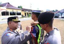 Kapolres Belitung AKBP Sarwo Edi Wibowo,  Pimpin Apel Gelar Pasukan Operasi Ketupat Menumbing 2026, Kamis (12/03/2026) pukul 15.50 WIB di halaman Mapolres Belitung.