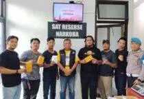 Satresnarkoba Polres Belitung bersama Bea Cukai Tanjungpandan berhasil menemukan barang yang diduga narkotika jenis sabu dengan berat bruto mencapai 4,310 kilogram di wilayah pesisir Pulau Ulat Bulu, Desa Juru Sebrang, Kecamatan Tanjungpandan, Kabupaten Belitung, Sabtu (28/3/2026).