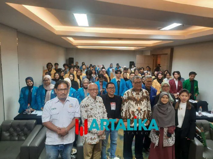 Strategi Penguatan Integritas Pasar Modal Indonesia: OJK Siapkan Regulasi Influencer Investasi 2026, Diskusi Publik Nasional yang digelar di Avenue Room, Hotel 88 Fatmawati, Jakarta Selatan, Rabu (1/4/2026). 