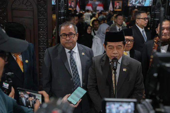 Pemprov DKI Jakarta menyusun Ranperda SPAM sebagai landasan hukum untuk menjamin layanan air minum yang adil, merata, dan berkelanjutan bagi seluruh warga.