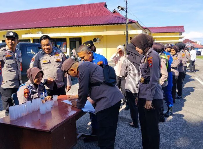 Bidpropam Polda Kep. Babel Laksanakan Gaktibplin di Kegiatan yang dimulai sejak pukul 08.00 WIB tersebut dipimpin oleh Iptu Minarno, S.H, terhadap personel Polres Belitung dan jajaran Polsek, Jumat (10/04/2026).
