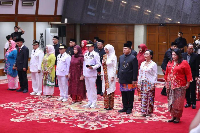 Gubernur DKI Jakarta Pramono Anung Lantik 11 Pejabat Pimpinan Tinggi Pratama, di lingkungan Pemerintah Provinsi (Pemprov) DKI Jakarta di Balai Agung, Balai Kota DKI Jakarta, pada Rabu (15/4/2026).