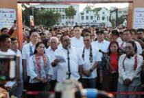 DKI Jakarta, Rano Karno, menghadiri acara Aktualisasi Nilai-Nilai Paskah Pemerintah Provinsi (Pemprov) DKI Jakarta Bersama Masyarakat Tahun 2026 yang dipusatkan di kawasan bersejarah Taman Fatahillah, Kawasan Kota Tua, Jakarta Barat, Sabtu (18/4/2026).
