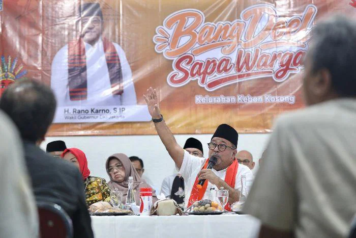Wagub DKI Jakarta Rano Karno menghadiri kegiatan "Bang Doel Sapa Warga", di Kampung Wisata Eduwisata Bhinneka, Kebon Kosong, Kemayoran, Jakarta Pusat, pada Jumat (24/4/2026).