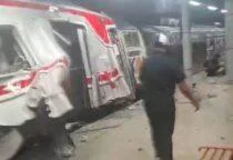Penumpang Histeris! Insiden Adu Banteng KA Argo Bromo, Evakuasi Terus Dilakukan, wilayah Bekasi Timur, tepatnya di emplasemen Stasiun Bekasi Timur KM 28+920 pada Senin (27/4/2026) pukul 20.52 WIB. 