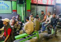 Koramil 06/Cakung Gelar Patroli dan Siskamling Keliling Bersama Babinsa Koramil 06/Cakung, Bhabinkamtibmas Polsek Cakung, Satpol PP Kecamatan, Forum Kewaspadaan Dini Masyarakat (FKDM), Ketua RW, FKPM, serta partisipasi aktif warga