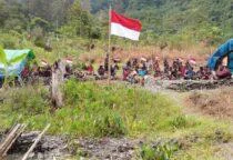 Koops TNI Habema Hadirkan Rasa Aman: Warga Distrik Kembru “Kami ingin hidup tenang di tanah kami sendiri, dengan membawa bendera merah putih, kami menunjukkan bahwa kami tetap setia dan berharap ada perlindungan dari pemerintah