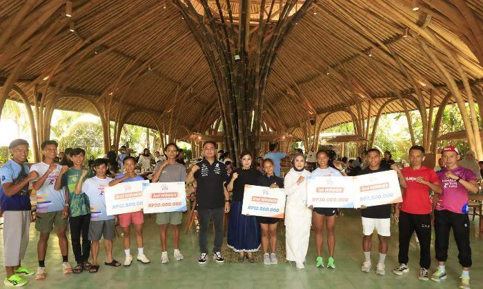 Para Pelari Asal Babel Sukses Borong Podium di Kemala Run 2026, Kapolda Bangka Belitung Irjen Pol Viktor T. Sihombing yang juga ikut serta dalam event tersebut mengungkapkan rasa bangganya terhadap para runners asal Bangka Belitung ini.